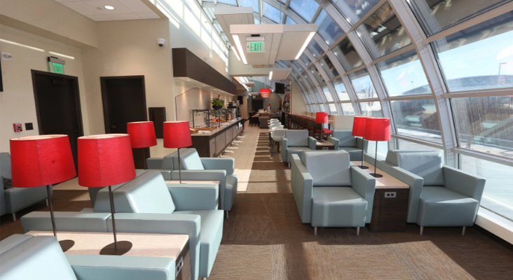 Wingtips Lounge