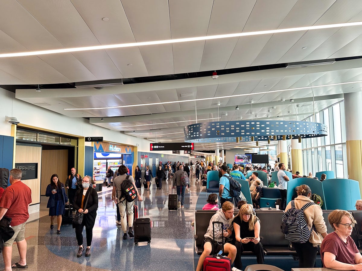 Chase Saphire Lounge Gate